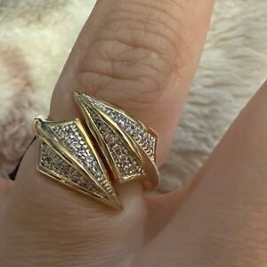 NOIR Glamorous Gold Tone Crystal Leaf Bypass Ring Statement Ring Size 7